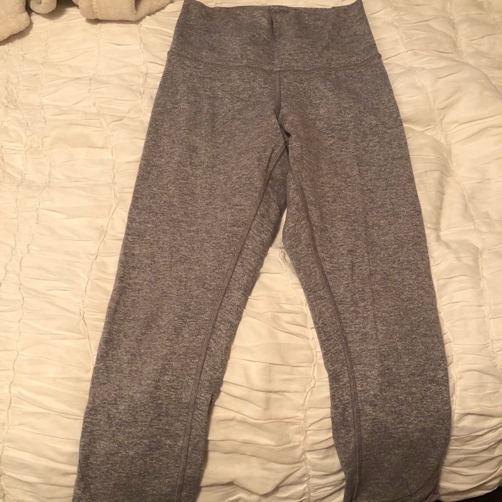 Lululemon Cropped Leggings Wunder Under